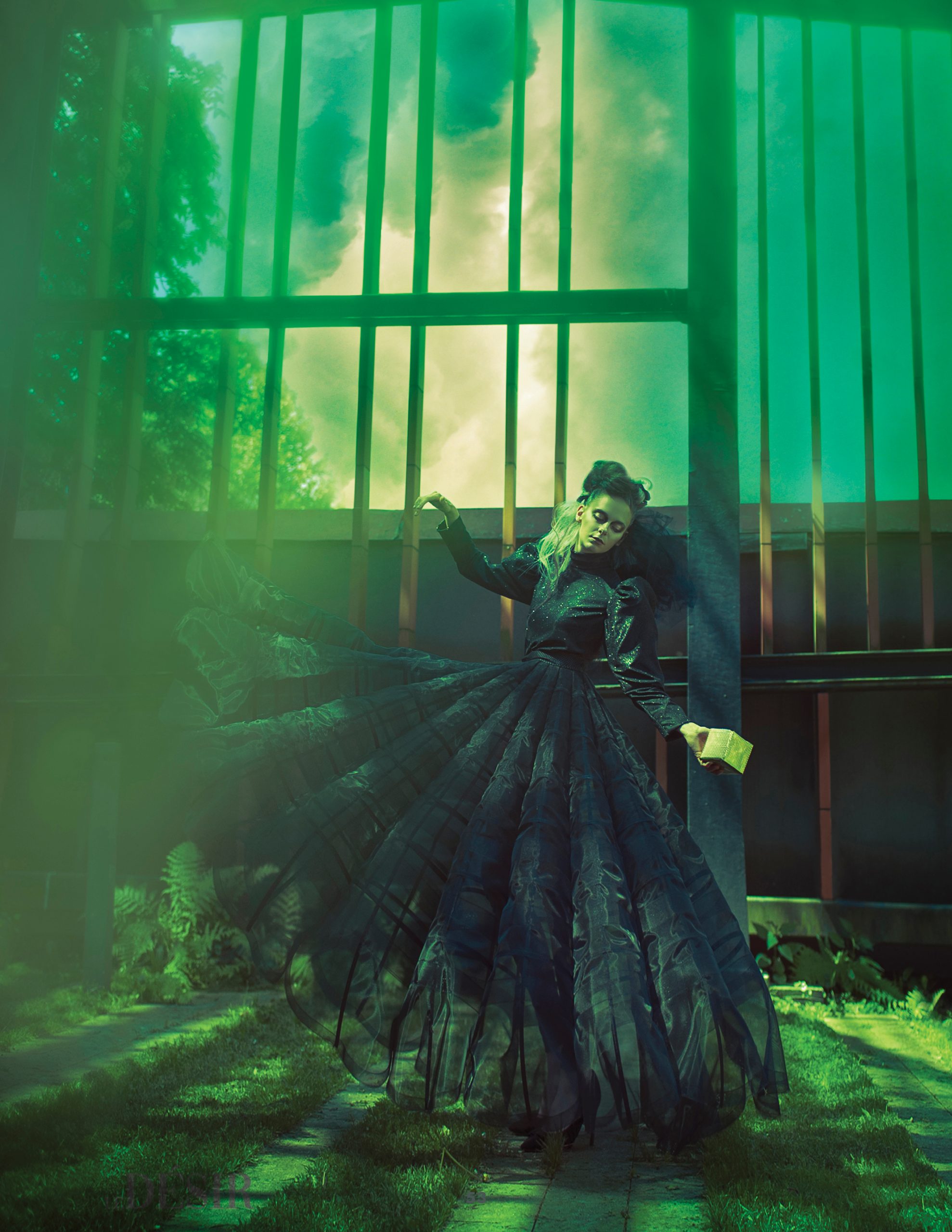 Black structural skirt by TorriDesign.com